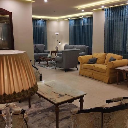 Black Iris Hotel II Madaba Exterior photo