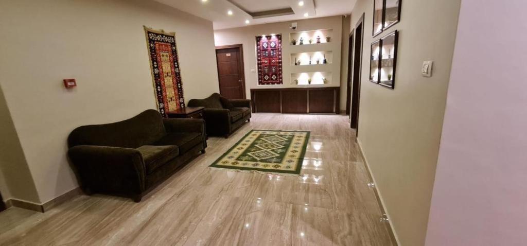 Black Iris Hotel II Madaba Exterior photo