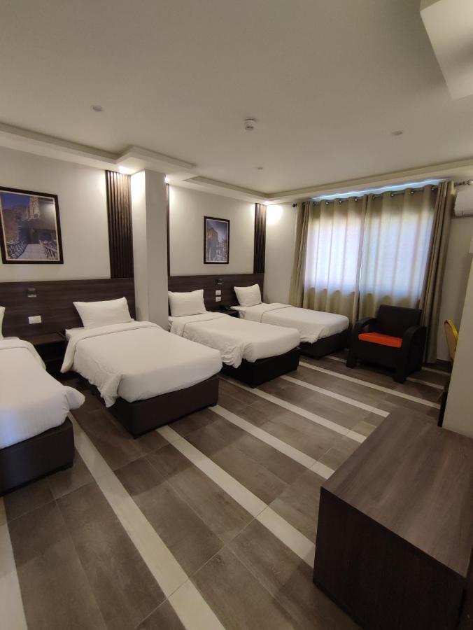Black Iris Hotel II Madaba Exterior photo